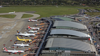 Aéroport Hambourg- Airport Plaza