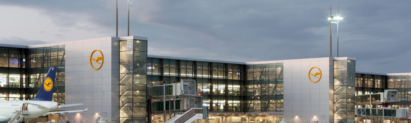 Referenz - Referenzbericht: Flugsteig A-West, Frankfurt Referenz - Referenzbericht: Flugsteig A-West, Frankfurt